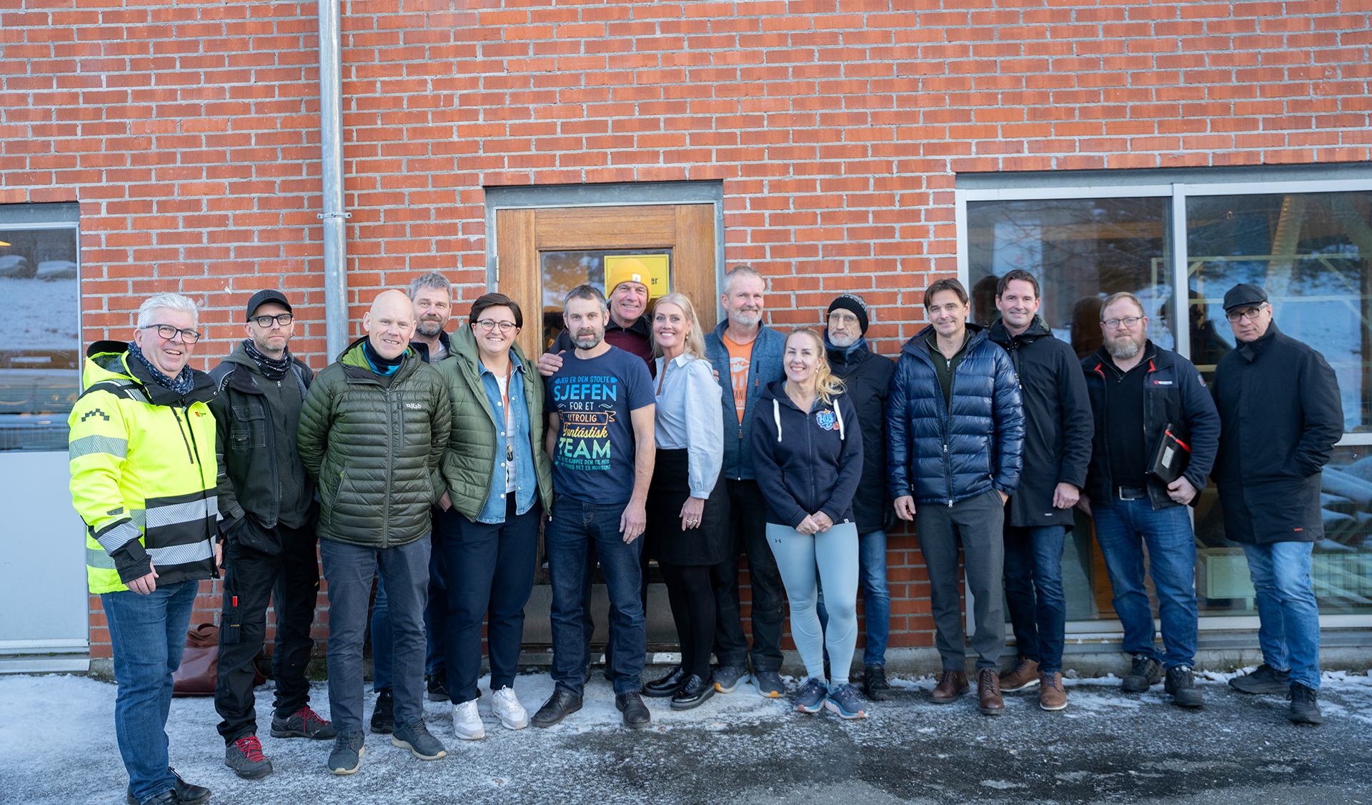 Næringslivet trår til – gir elever utstyr og kompetanse