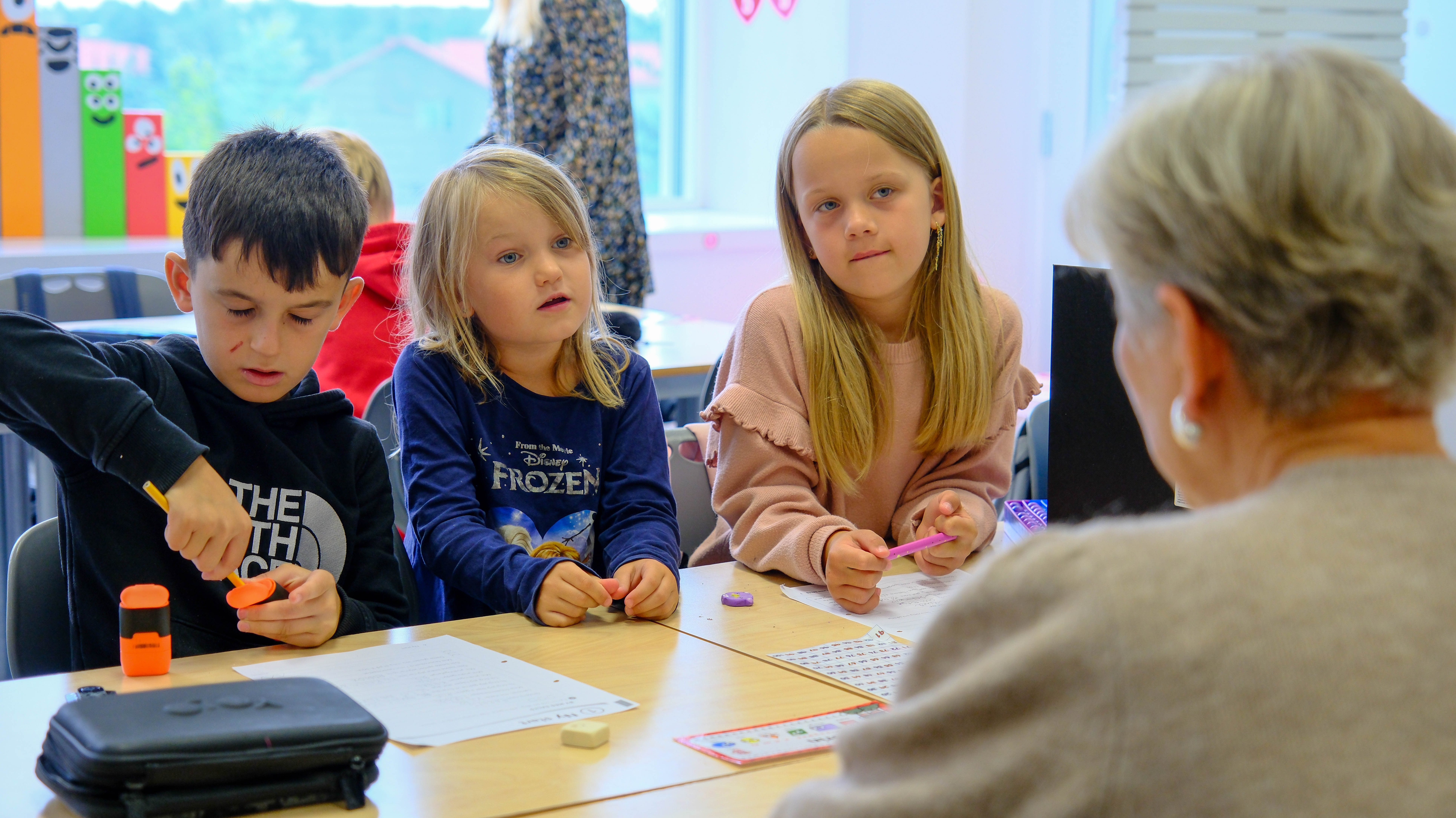 Birgitte Gulla Løken Og Gina Johnsen På Utplassering 41